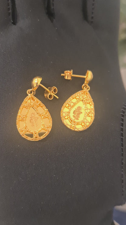 Gold Floral Teardrop Earrings 21KT - FKJERN21KM10856