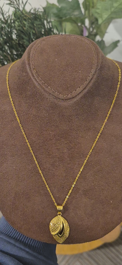 Gold Oval Textured Necklace 21KT - FKJNKL21KM11329