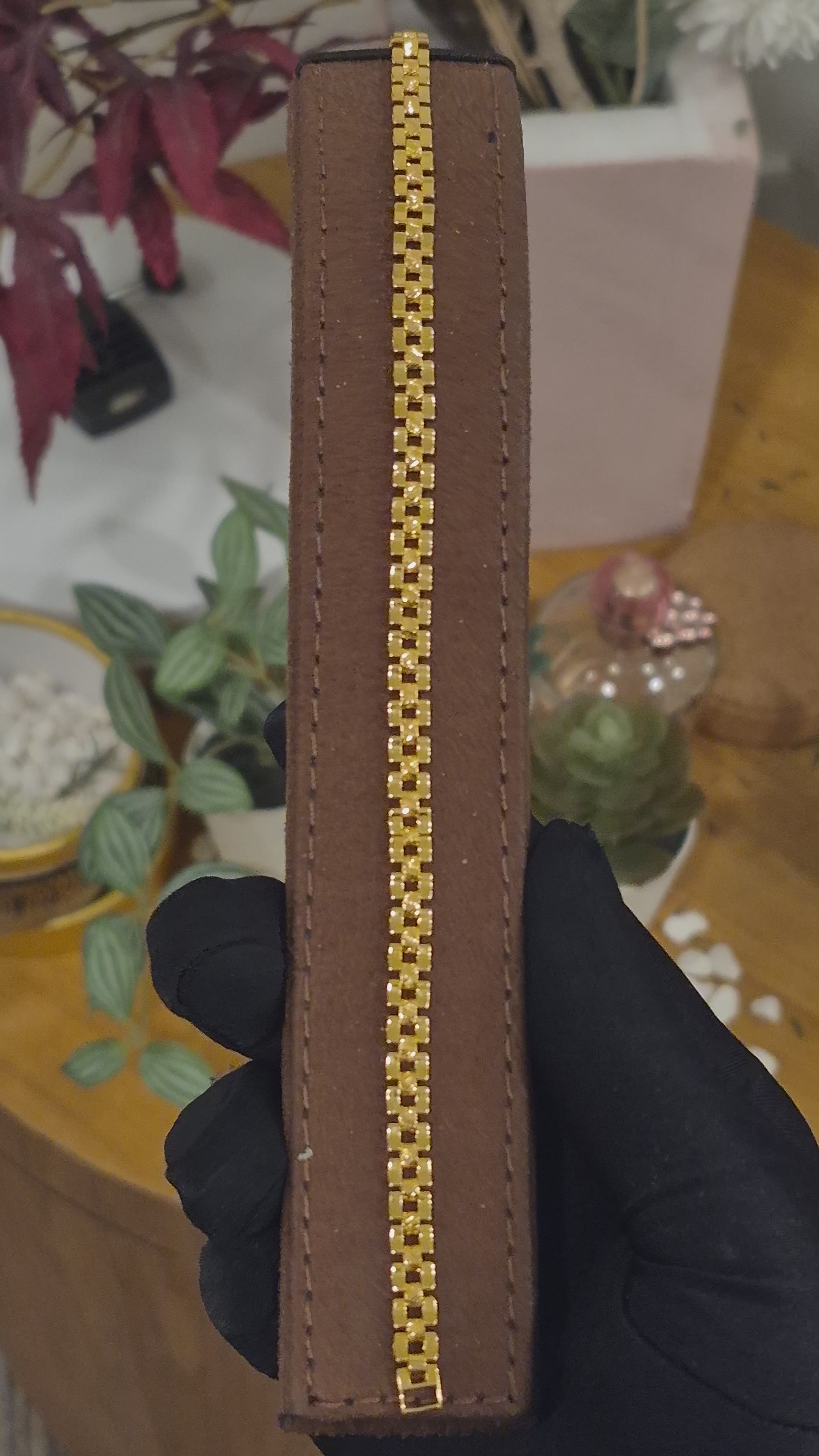 Gold Block Checks Bracelet 21KT - FKJBRL21KM11898