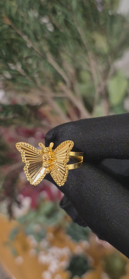 Gold Classic Butterfly Ring 21KT - FKJRN21KM11197