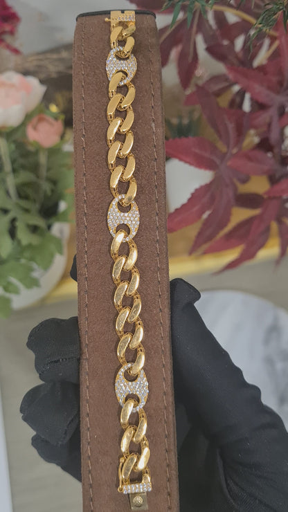Gold Thick Curb Bracelet 21KT - FKJBRL21KM10447