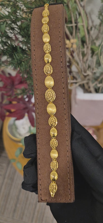 Gold Oval Harmony Bracelet 21KT - FKJBRL21KM11560