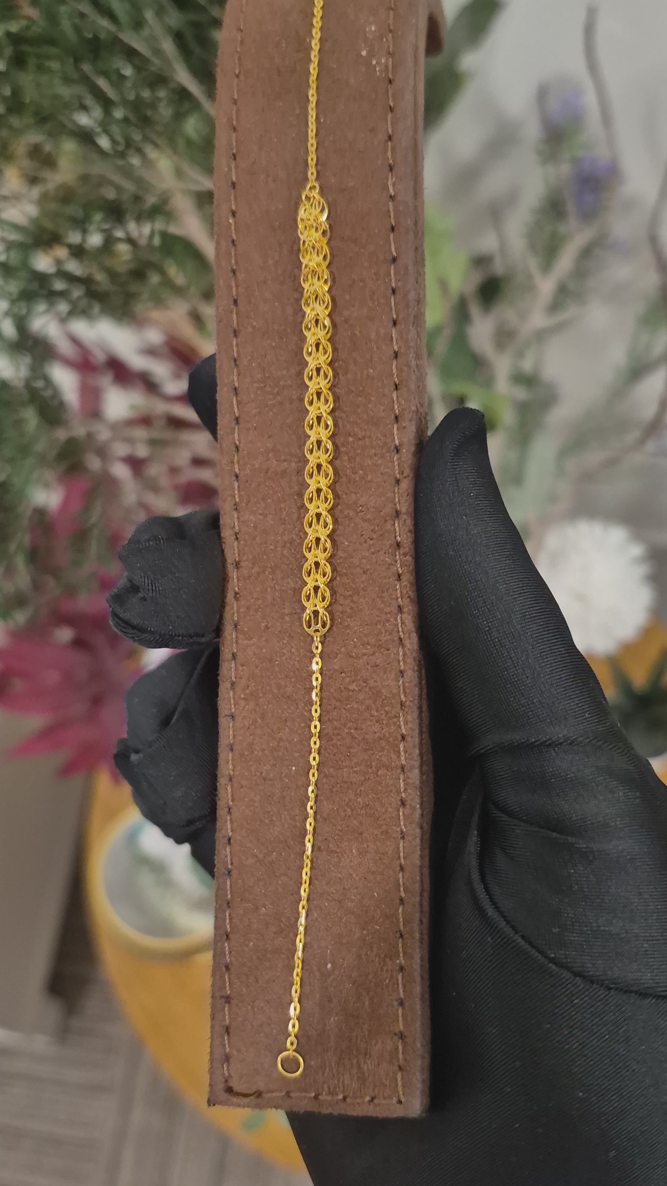 Gold Interlocking Circle Bracelet 21KT - FKJBRL21KM11994