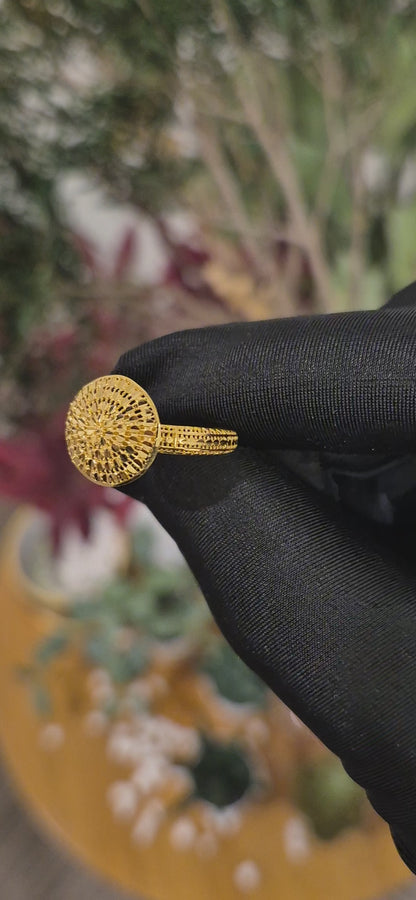 Gold Circle Filigree Ring 21KT - FKJRN21KM11167