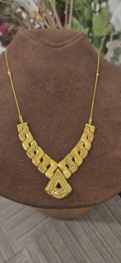 Gold Zigzag Link Necklace 21KT - FKJNKL21KM11600