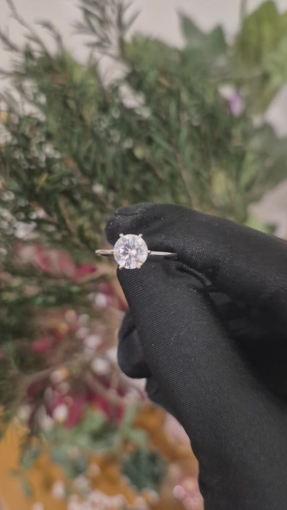 Sterling Silver 925 Round Solitaire Ring - FKJRNSL10984