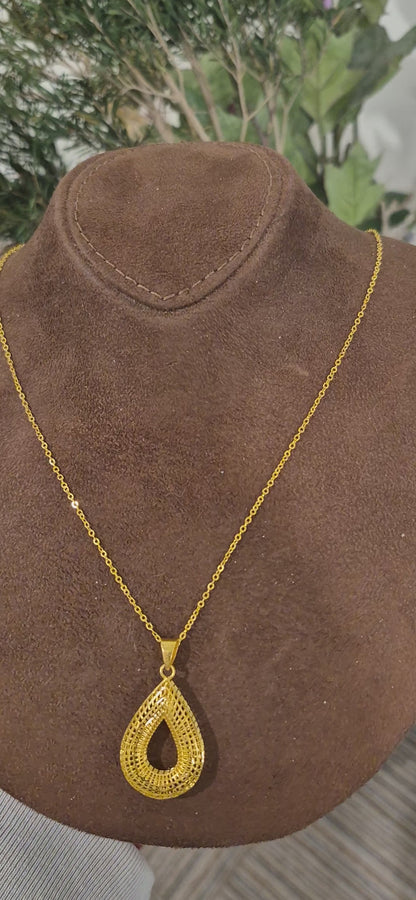 Gold Luxe Filigree Necklace 21KT - FKJNKL21KM11311