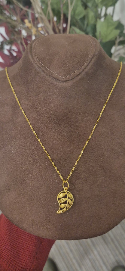 Gold Minimal Leaf Necklace 21KT - FKJNKL21KM11351
