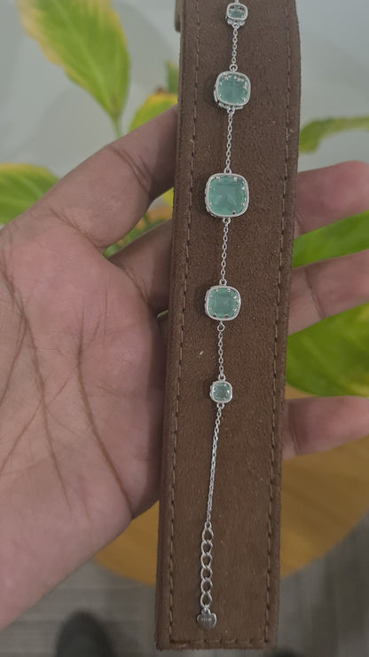 Sterling Silver 925 Elegant Green Stone Bracelet - FKJBRLSL10584