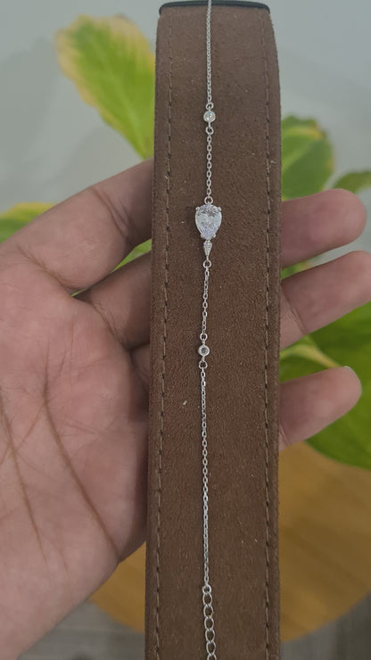 Sterling Silver 925 Teardrop Charm Bracelet - FKJBRLSL10586