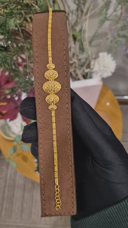 Gold Medallion Link Bracelet 21KT - FKJBRL21KM11674