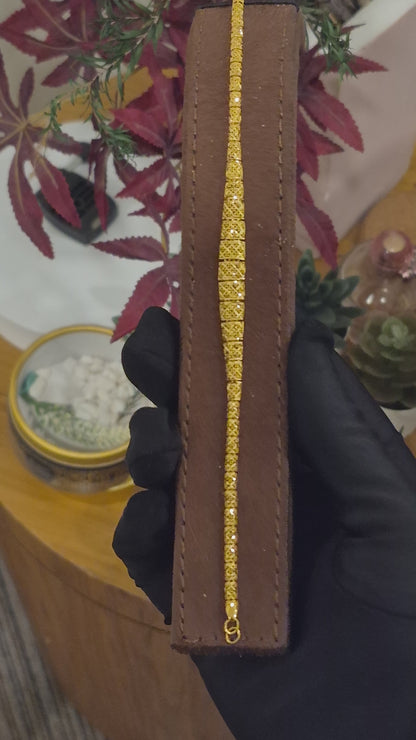 Gold Royal Square Bracelet 21KT - FKJBRL21KM11826