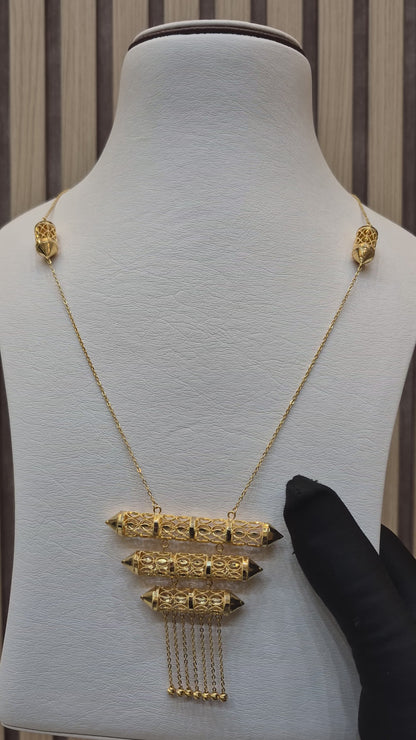 Gold Triple Row Filigree Necklace 21KT - FKJNKL21KM10379