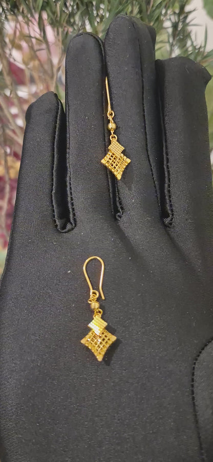 Gold Geometric Drop Earrings 21KT - FKJERN21KM11385