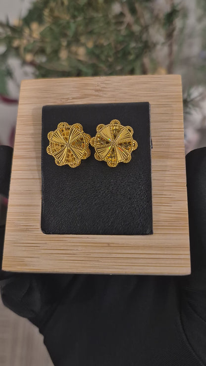 Gold Flower Shaped Earrings 21KT - FKJERN21KM11845