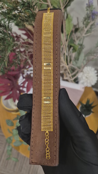 <tc>سوار ذهبي فاخر عيار ٢١ قيراط - FKJBRL21KM12181</tc>