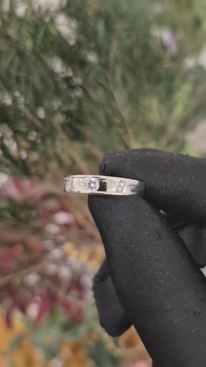 Sterling Silver 925 Cut Center Ring - FKJRNSL11072