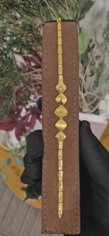 Gold Square Motif Bracelet 21KT - FKJBRL21KM11555