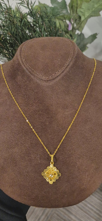 Gold Ornate Floral Necklace 21KT - FKJNKL21KM11291