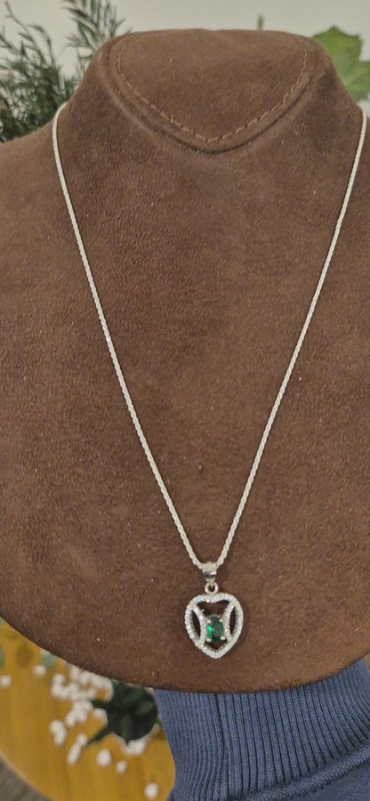 Sterling Silver 925 Green Center Necklace (Chain with Pendant) - FKJNKLSL11092