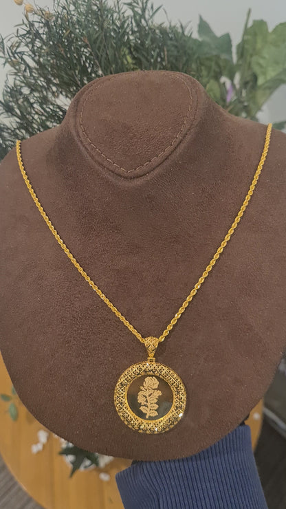 Gold Engraved Floral Necklace 21KT - FKJNKL21KM10921