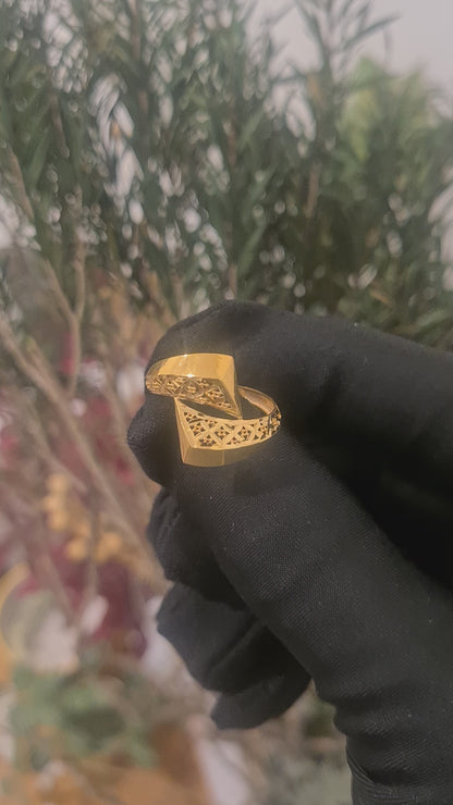 Gold Geo-Edge Ring 21KT - FKJRN21KM10874