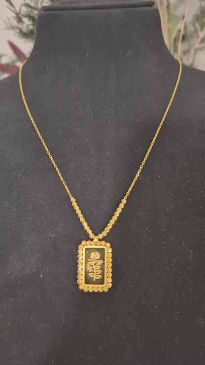 Gold Rose Bar Shaped Necklace 21KT - FKJNKL21KM11910