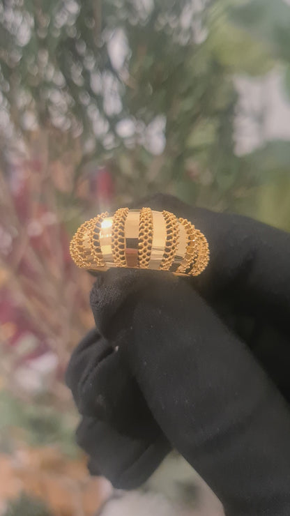 Gold Striped Dome Ring 21KT - FKJRN21KM10871
