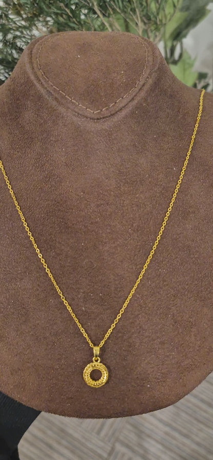 Gold Open Circle Necklace 21KT - FKJNKL21KM11294
